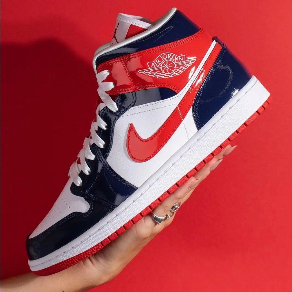 SOLD-Air Jordan 1 Mid Champ Colors - Picture 1 of 2
